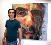 Enrique del Val with his Self Portrait. (Christopher de Rouw Photography)